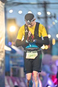 BIB: 100, 1027, 
                            <button type="button" onclick="openModal(24885737)" class="btn btn-primary btn-sm float-right btn-popup" data-toggle="modal" data-target=".modal-high-quality">
                        <i class="fas fa-shopping-cart"></i> Add to Cart
                    </button>
                                            <button type="button" onclick="isThisMe(24885737, true)" class="btn btn-success btn-sm float-right btn-popup btn-isme hidden" data-toggle="tooltip" data-placement="bottom" title="นี่คือรูปของคุณใช่ไหม คลิกที่นี่เพื่อเอาเข้าอัลบั้ม">
                        <i class="fas fa-plus"></i> Add to album
                    </button>
                    <button type="button" onclick="isThisMe(24885737, false)" class="btn btn-warning btn-sm float-right btn-popup btn-isnotme hidden">
                        <i class="fas fa-ban"></i> Remove from album
                    </button>